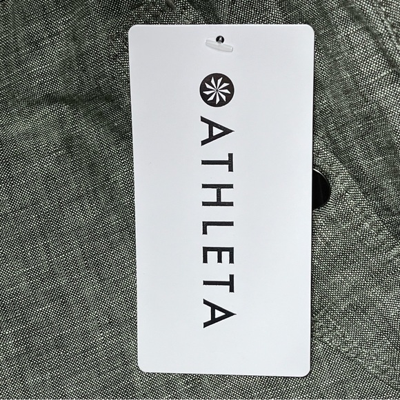 Athleta Voyager Linen Shorts Plus Size 22 Olive Green Easy Care Lightweight NEW - Picture 13 of 14